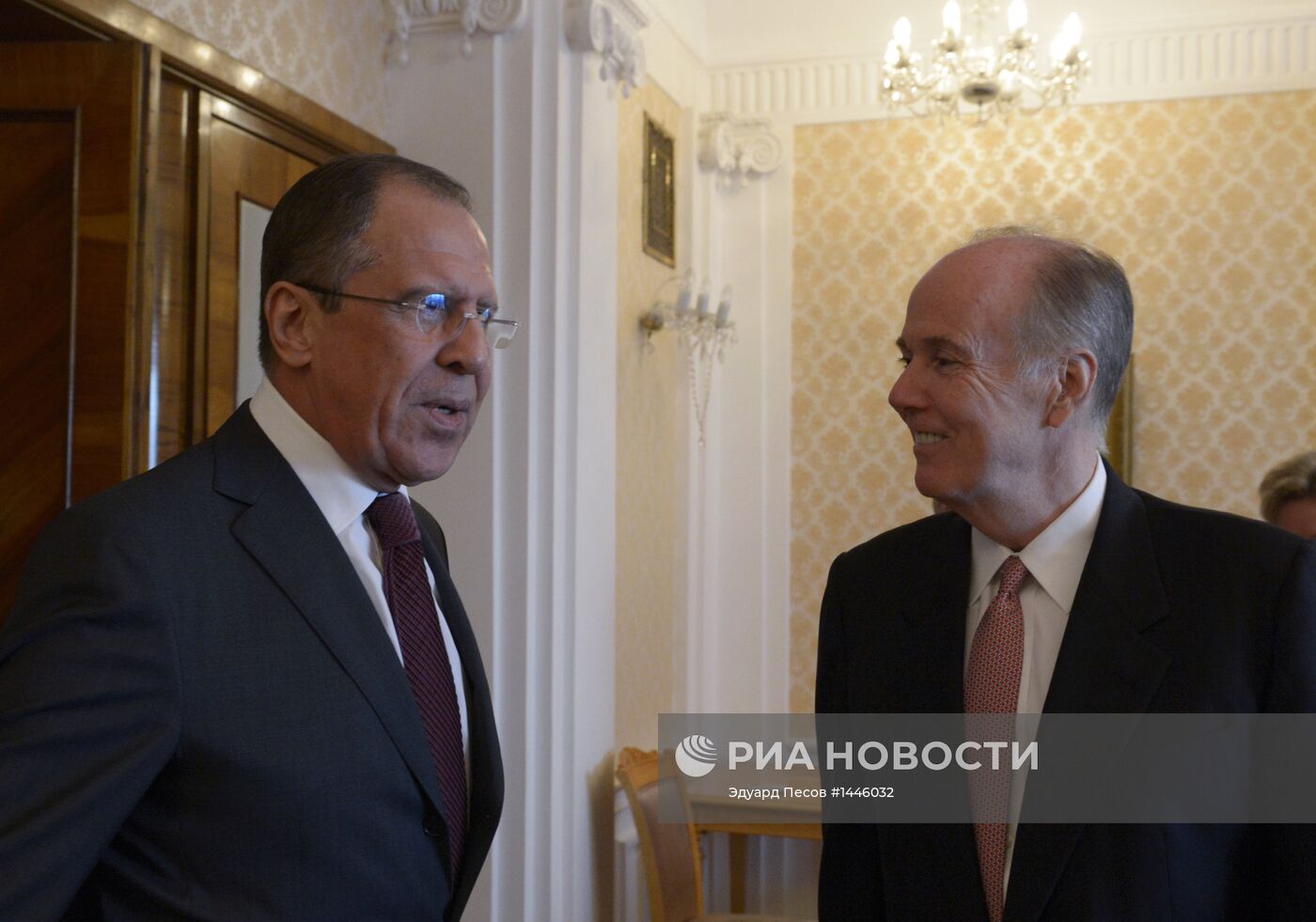 С.Лавров встретился с советником президента США Т.Донилоном