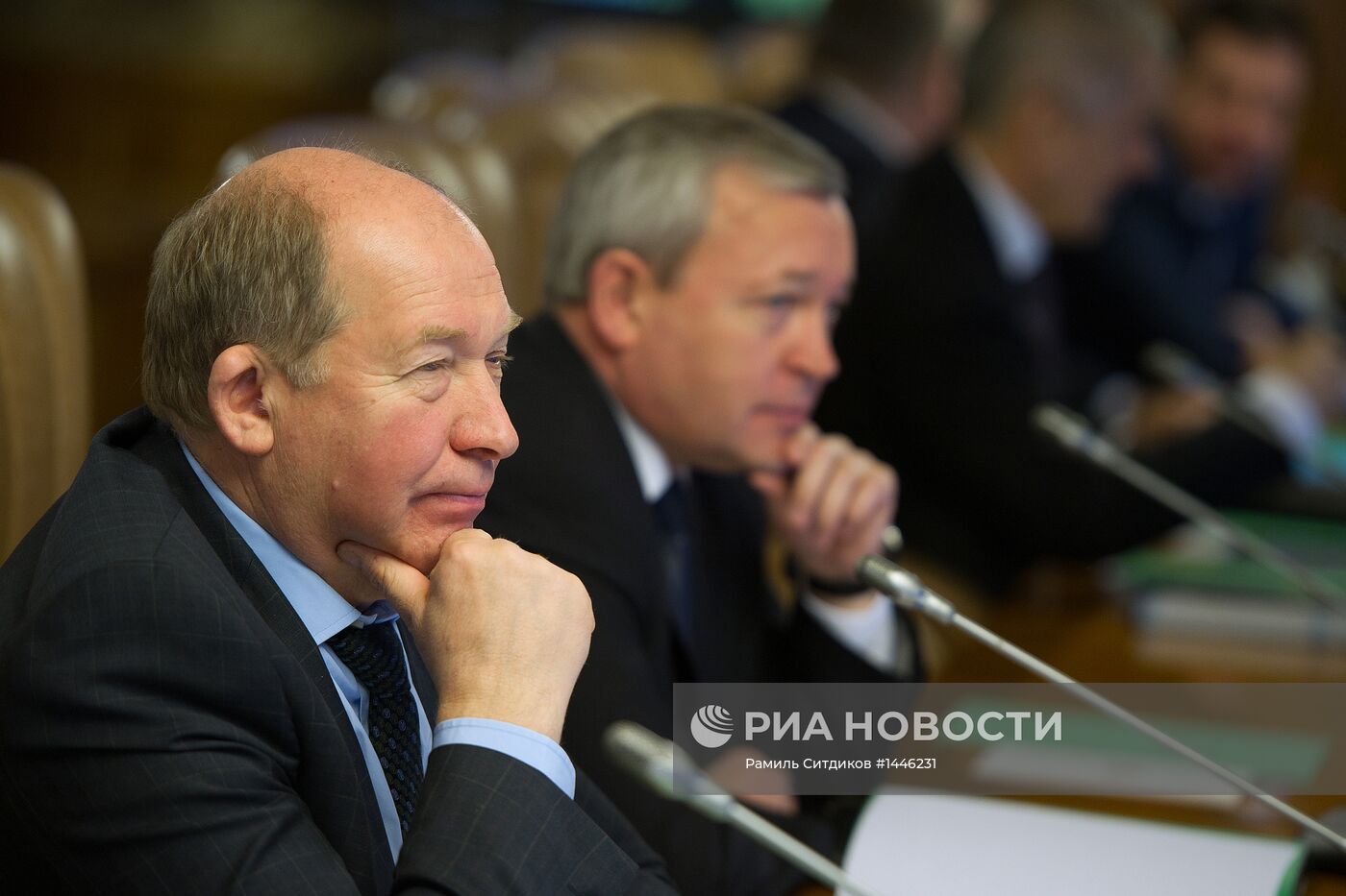Заседание пограничной комиссии с участием Д.Рогозина
