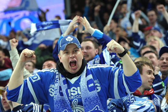 Хоккей. КХЛ. Матч "Динамо" (Москва) - "Трактор"