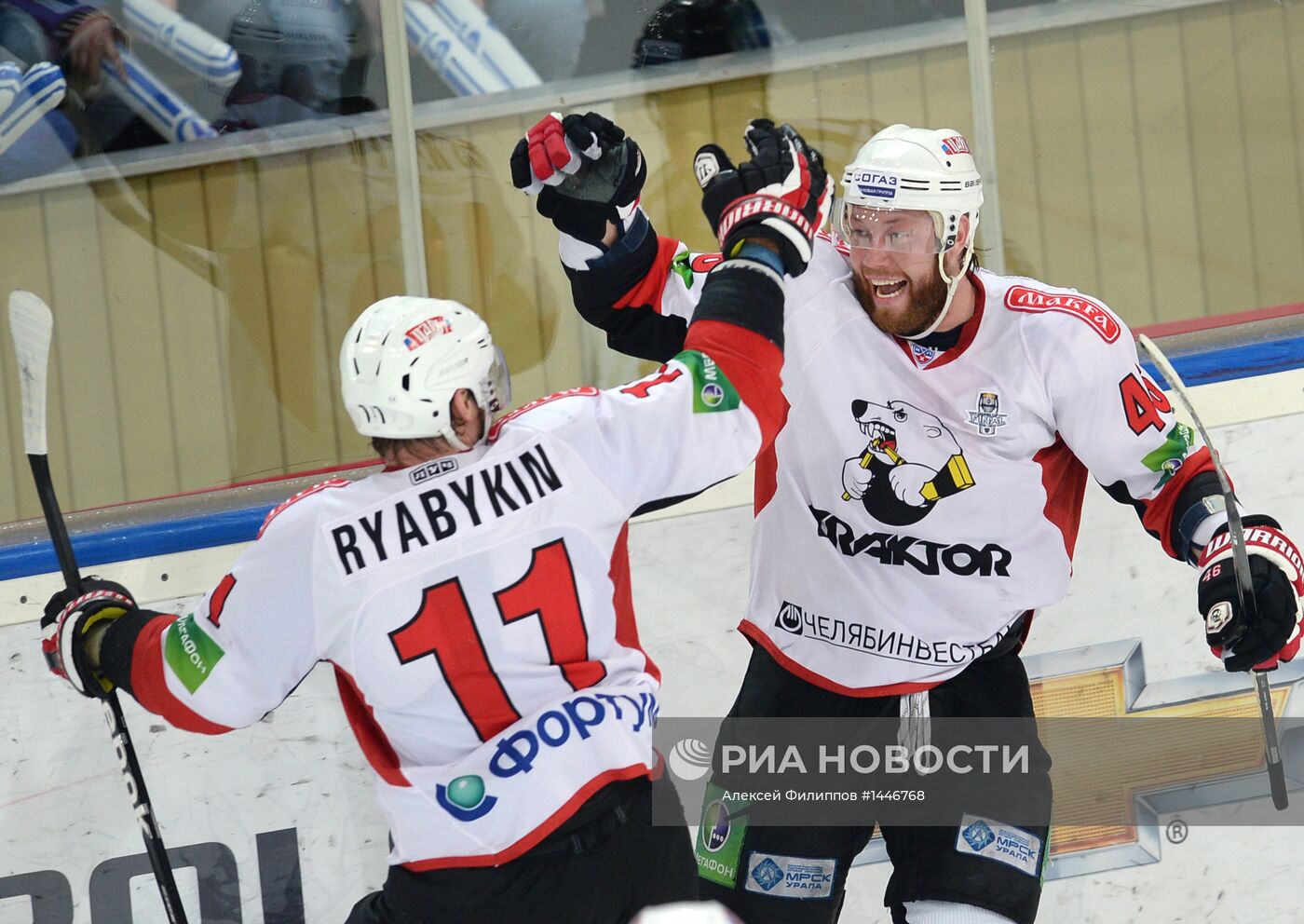 Хоккей. КХЛ. Матч "Динамо" (Москва) - "Трактор"