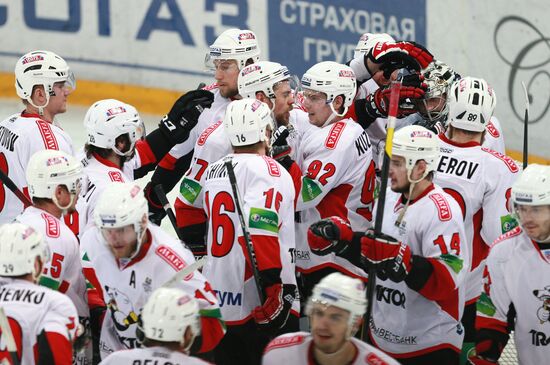 Хоккей. КХЛ. Матч "Динамо" (Москва) - "Трактор"