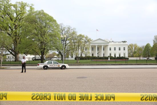 Оцепление у здания Белого дома в Вашингтоне
