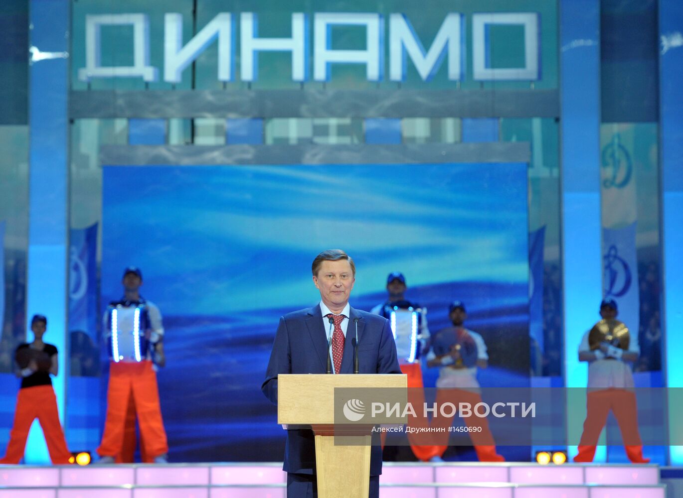 С. Иванов на концерте в Кремле, посвященном юбилею "Динамо"