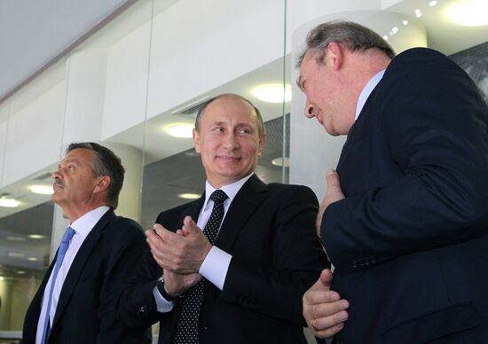 В.Путин посетил открытие юниорского ЧМ по хоккею в Сочи