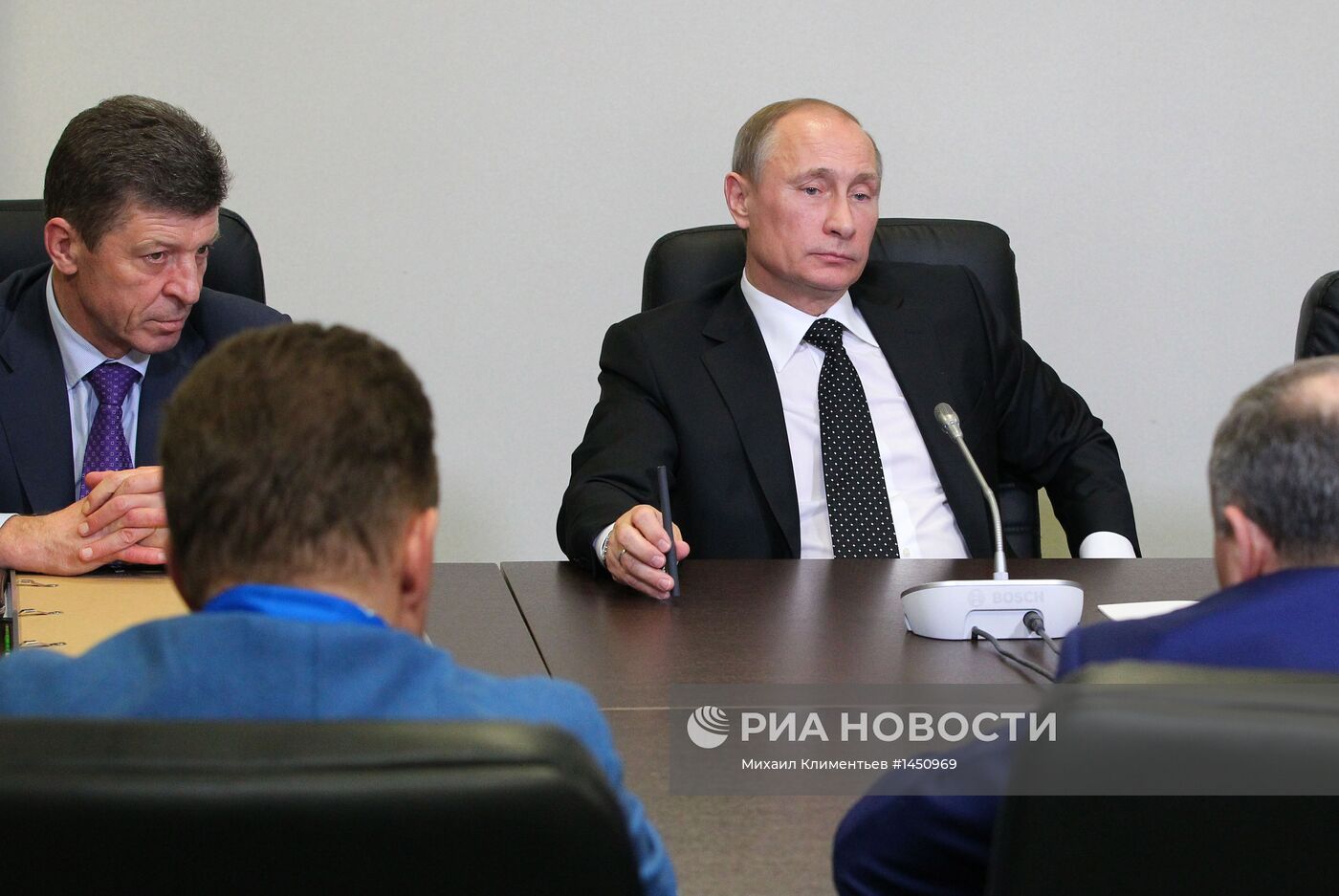 Встреча В.Путина со спонсорами хоккейных команд в Сочи