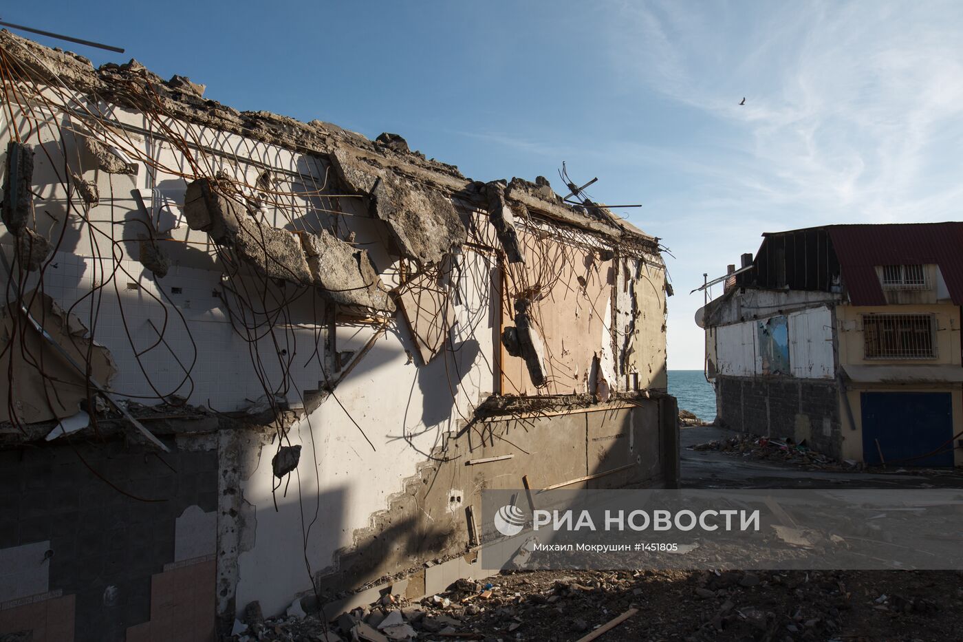 Снос незаконно построенных эллингов в Сочи