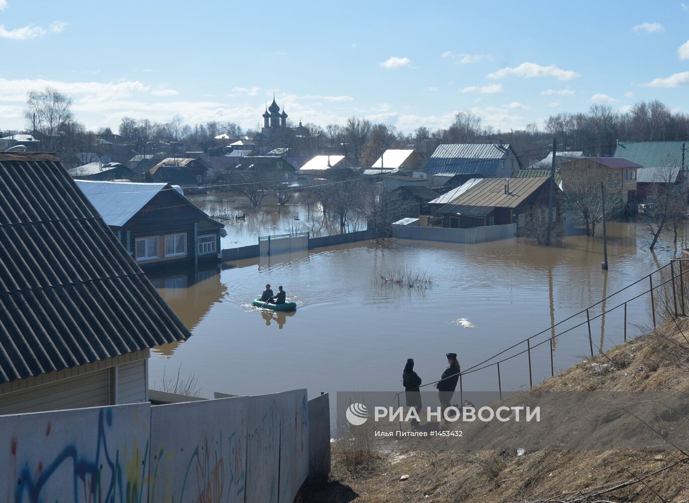 Чрезвычайная ситуация из-за паводка в Костромской области