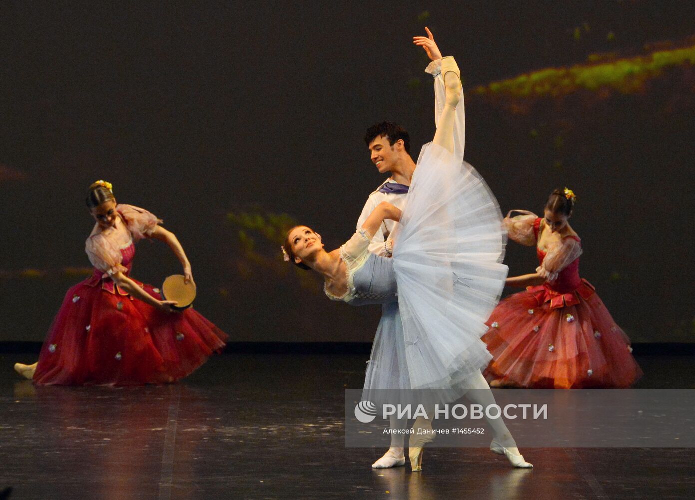 Фестиваль балета "Dance Open-2013" завершился в Санкт-Петербурге