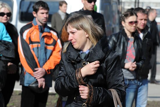 Жители Белгорода поминают жертв трагедии