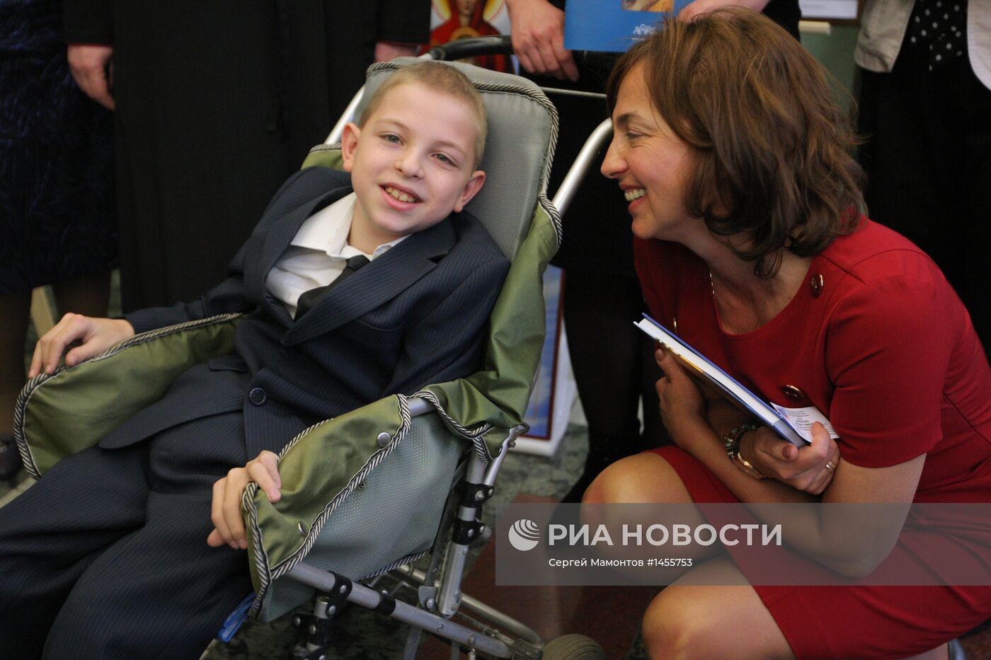 Т.Рогозина открыла выставку детских работ в Госдуме РФ