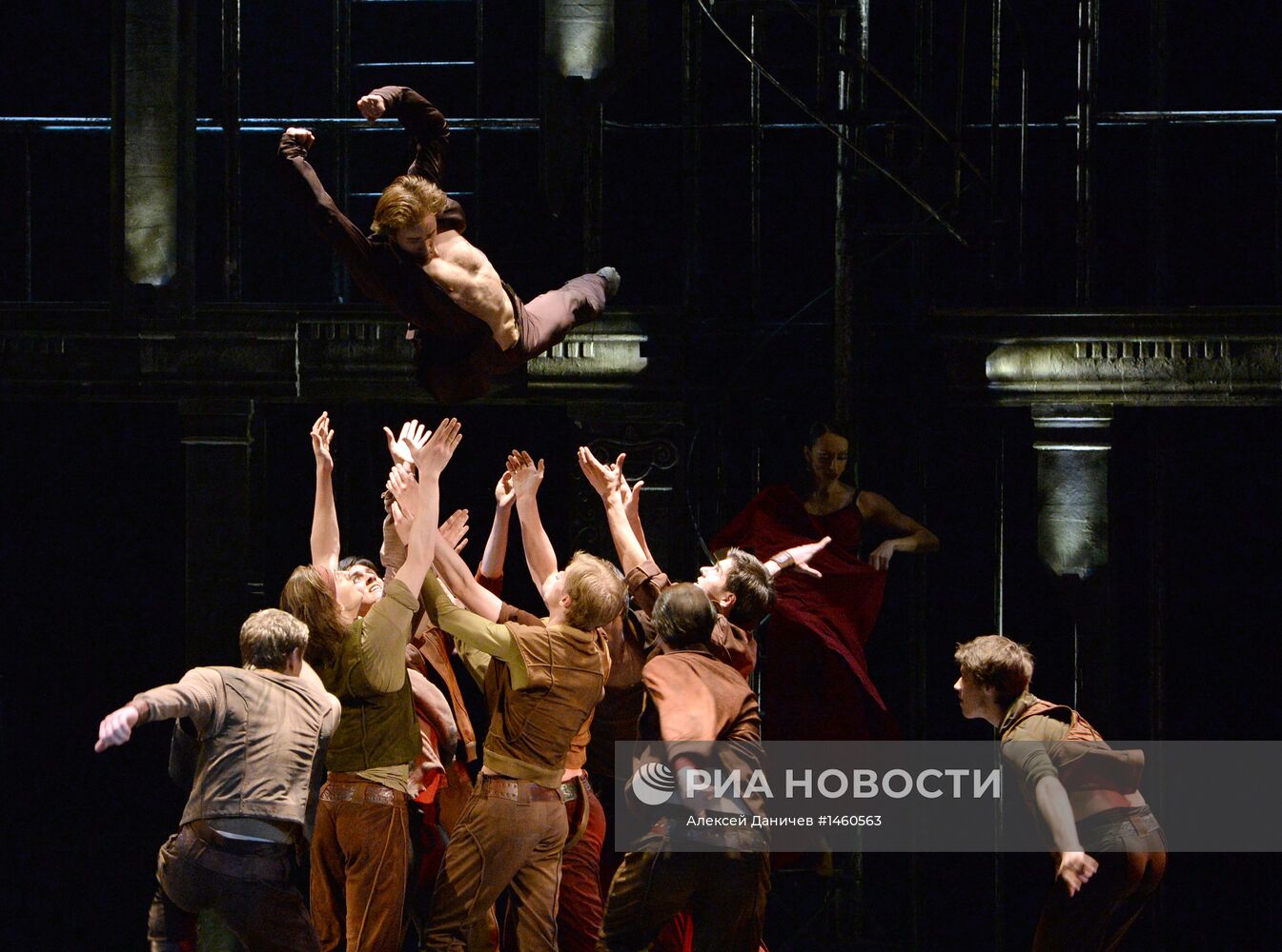 Премьера спектакля "По ту сторону греха"