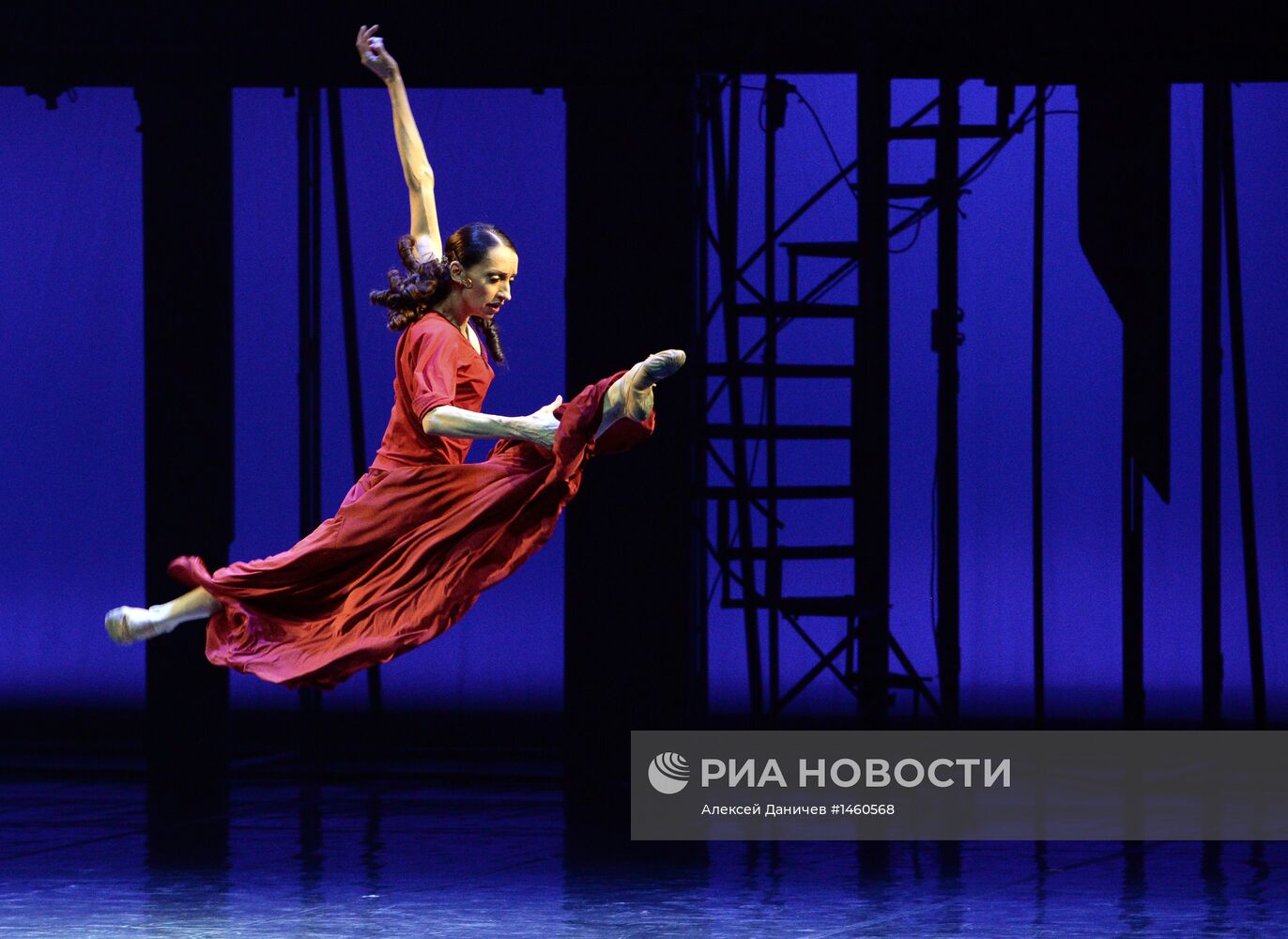 Премьера спектакля "По ту сторону греха"