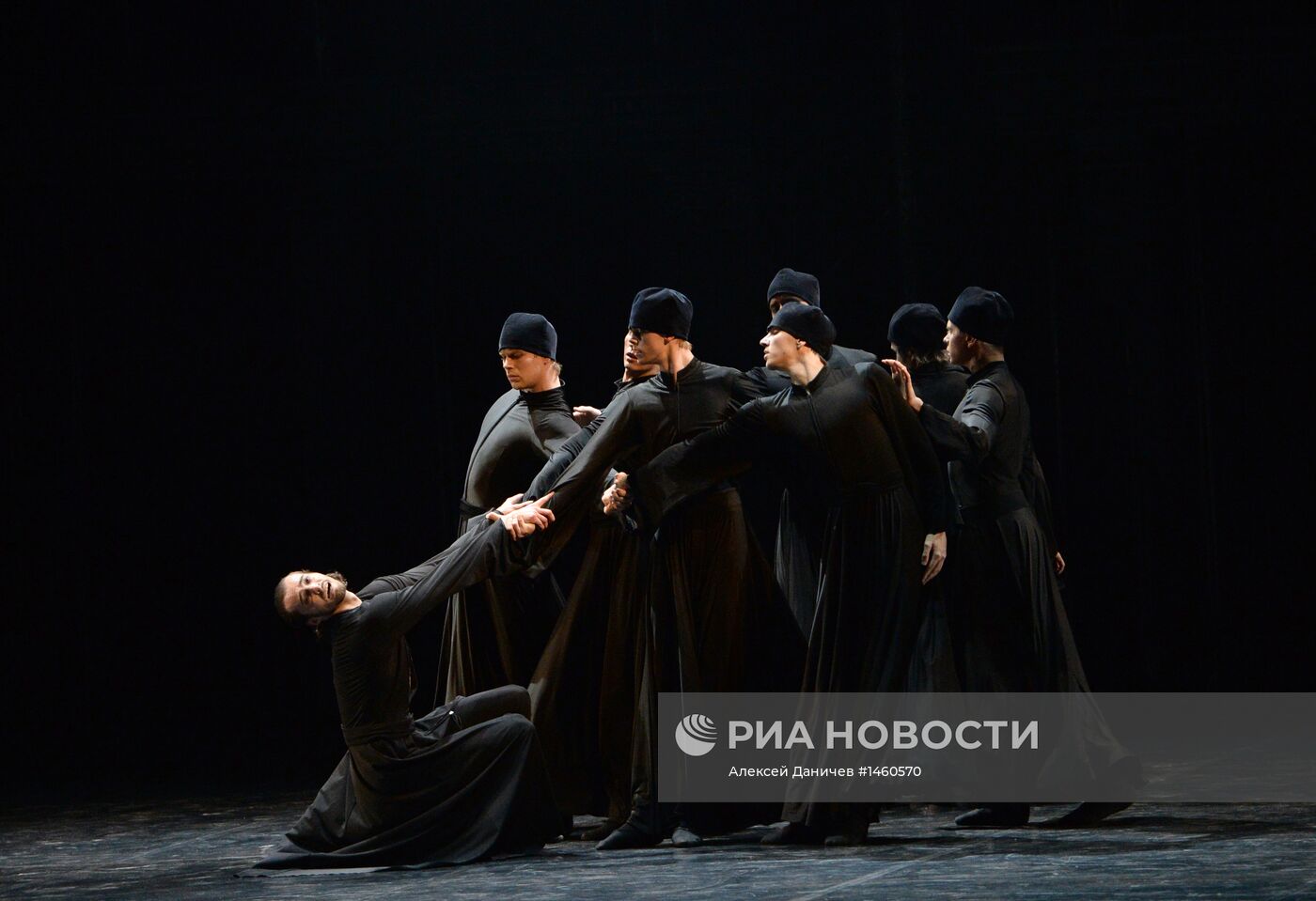 Премьера спектакля "По ту сторону греха"