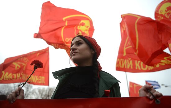 Шествие и митинг КПРФ в Москве