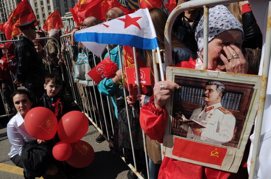 Шествие и митинг КПРФ в Москве