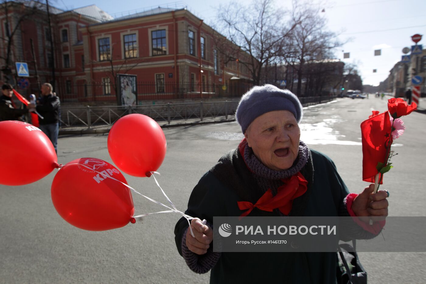 Первомайская демонстрация в Санкт-Петербурге