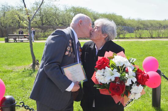 Церемония открытия Камня Любви ветеранов ВОВ