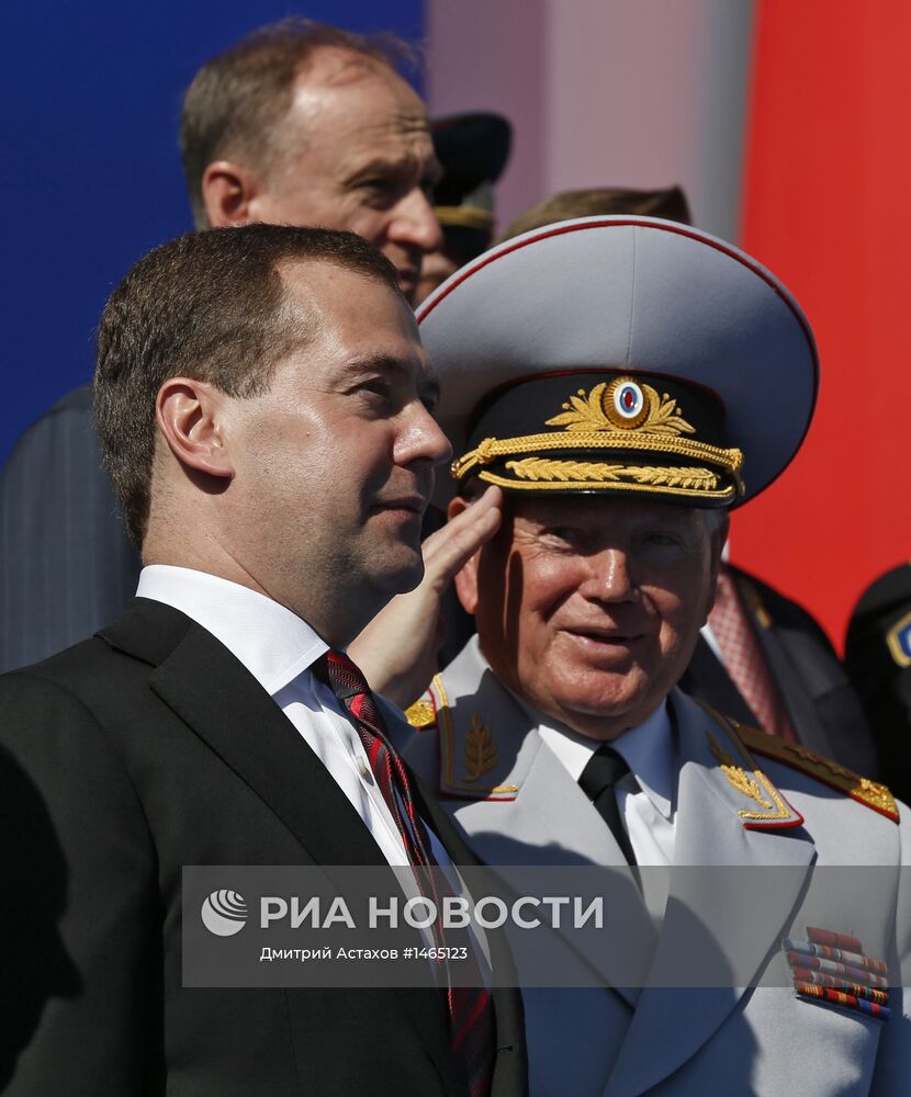 Д.Медведев на параде Победы на Красной площади
