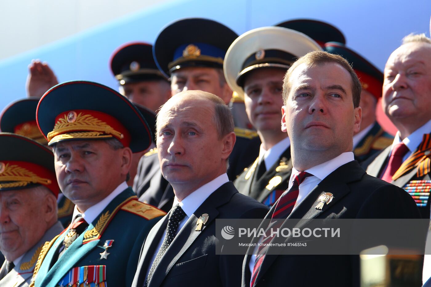 В.Путин и Д.Медведев на параде на Красной площади