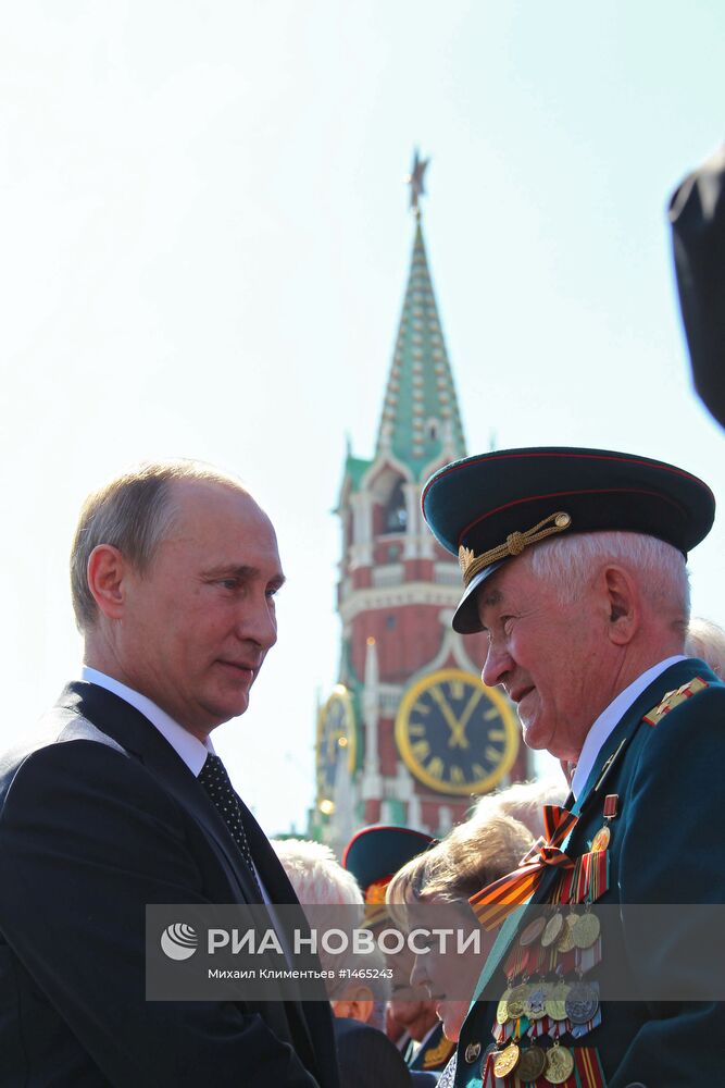 В.Путин на параде на Красной площади