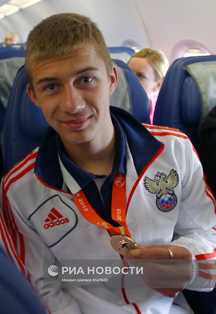 Юношеская сборная России по футболу возвращается в Москву