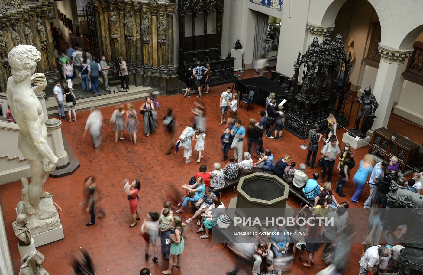 Акция "Ночь в музее" в Москве