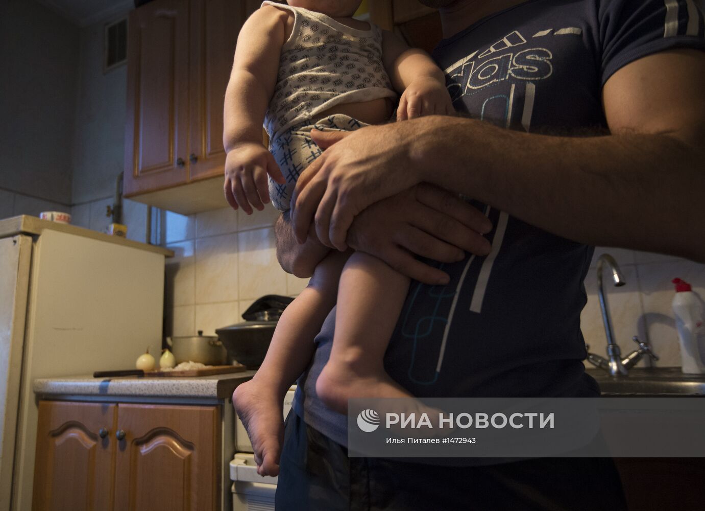 Семья мигрантов из Таджикистана