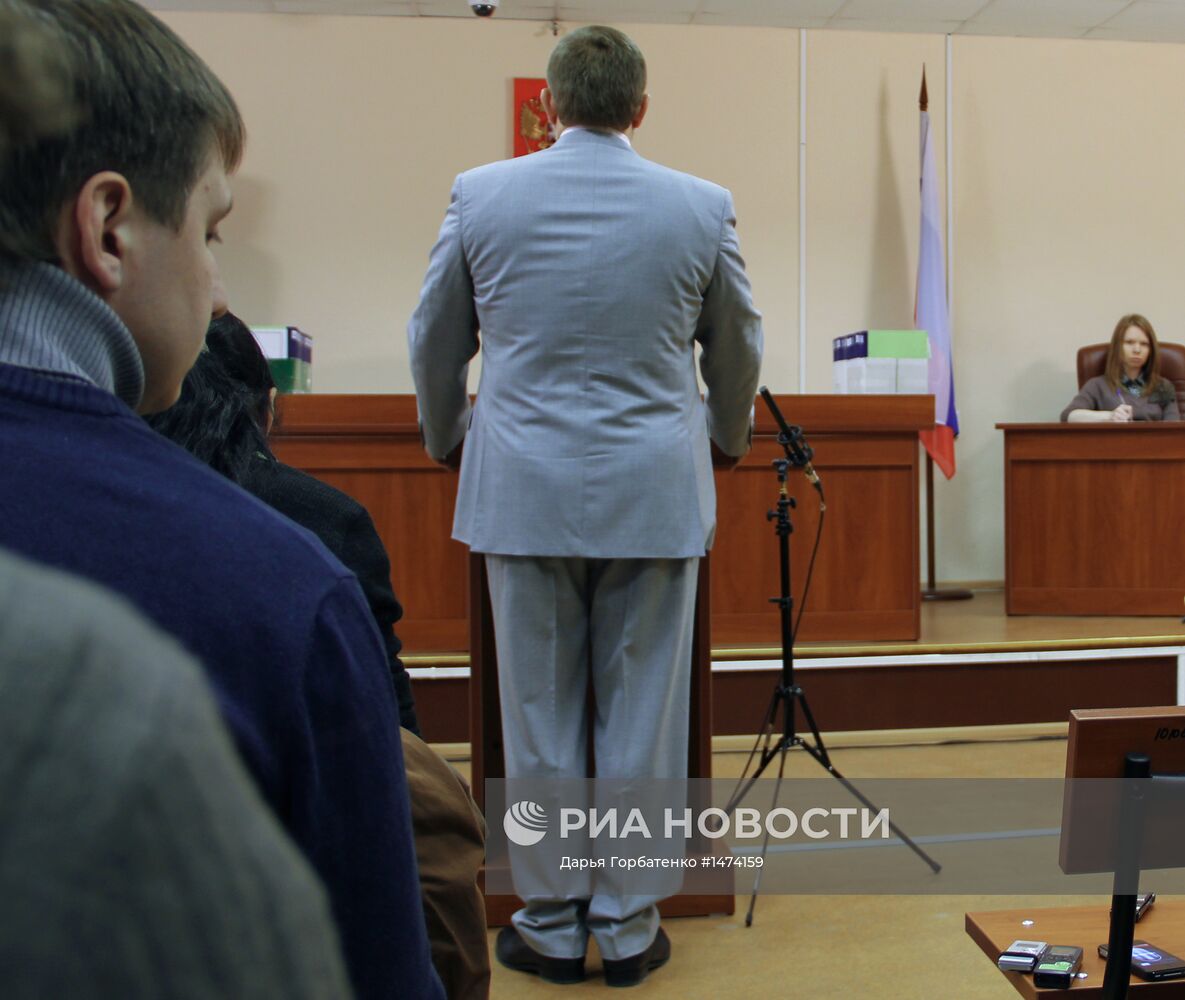 Никита Белых прибыл в суд на допрос по делу "Кировлеса"