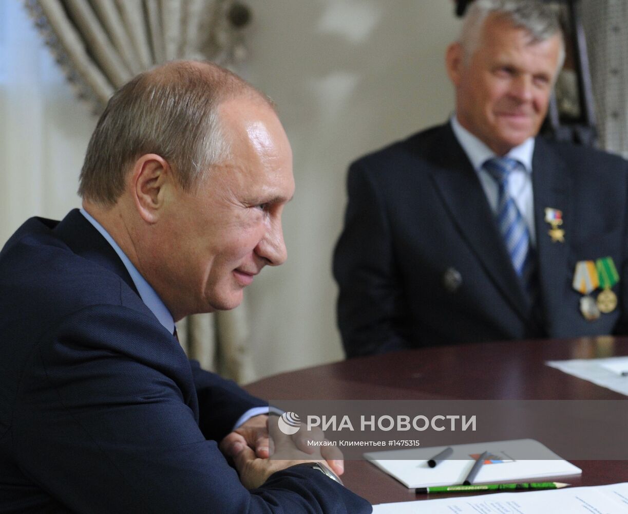 Рабочая поездка В. Путина в Воронеж