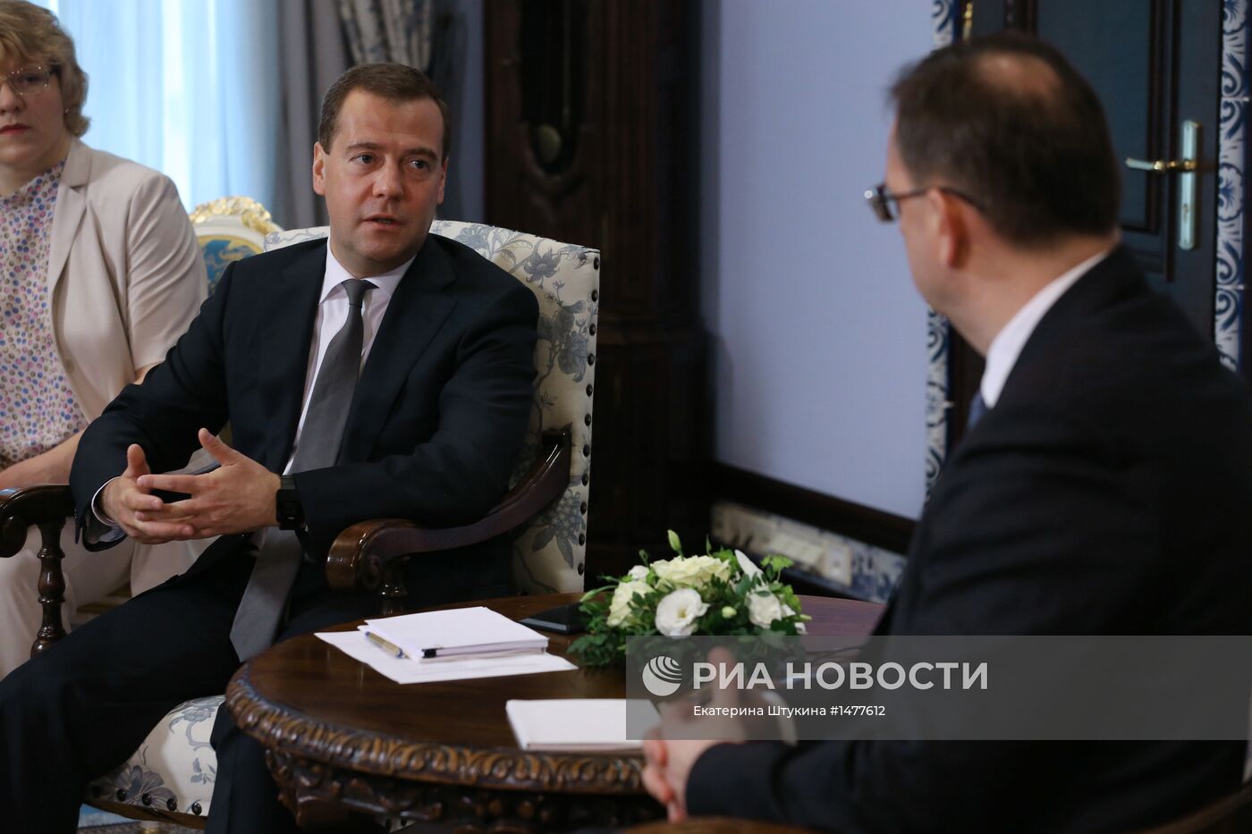 Переговоры Дмитрия Медведева и Петра Нечаса