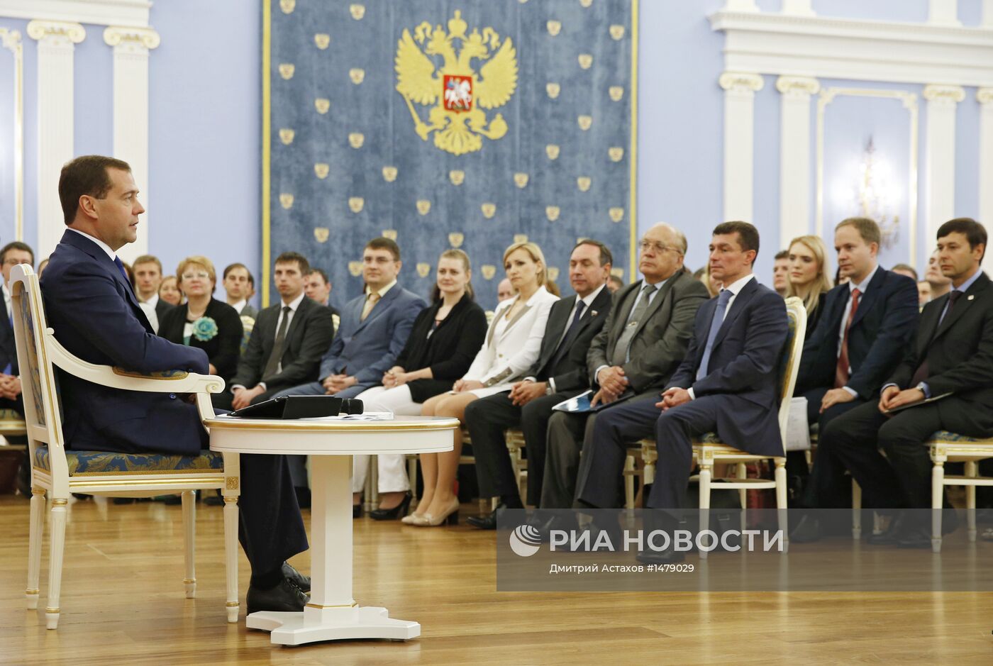 Д.Медведев встретился с участниками программы кадрового резерва