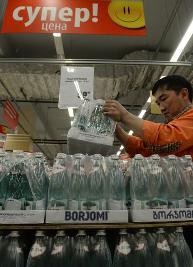 Минеральная вода "Боржоми" поступила в московские розничные сети