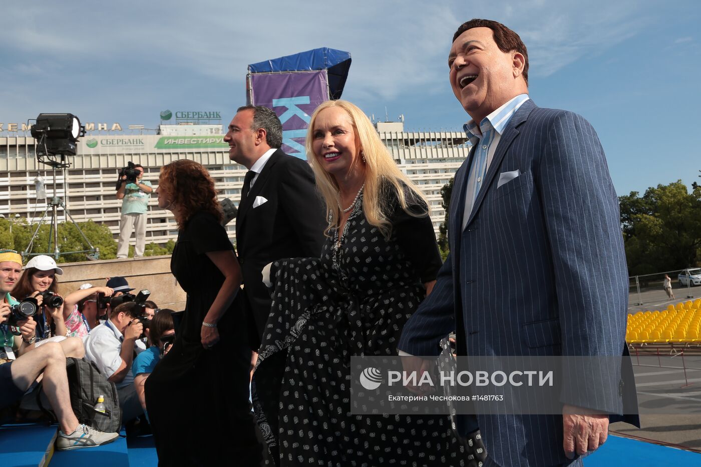 XXIV Открытый Российский кинофестиваль "Кинотавр". Открытие