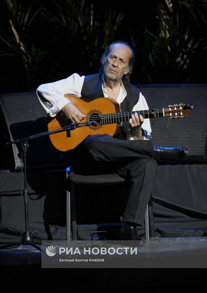Концерт испанского гитариста, исполнителя фламенко Пако де Лусии