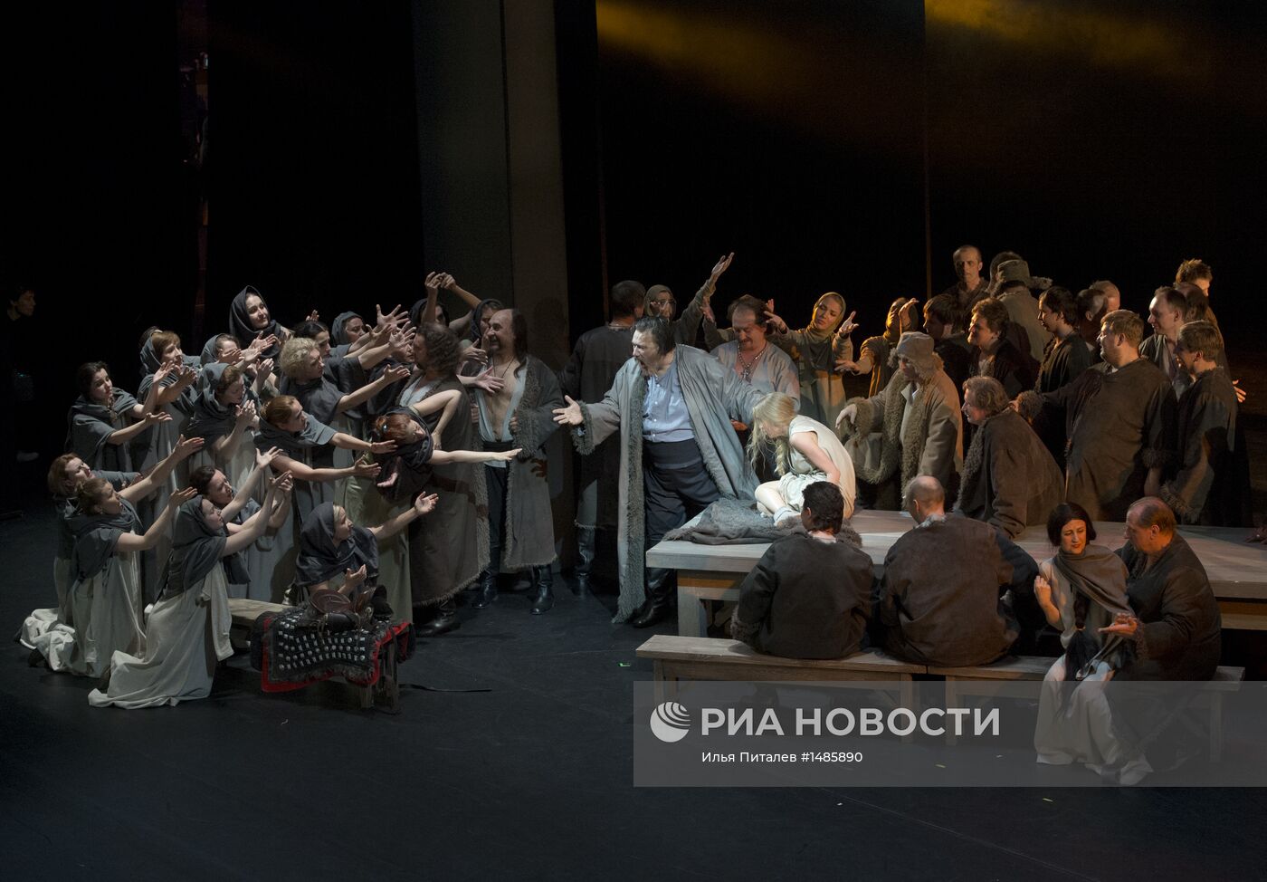 Генеральная репетиция оперы "Князь Игорь"