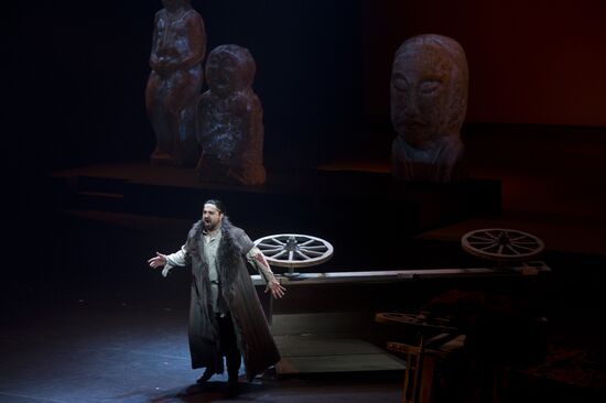 Генеральная репетиция оперы "Князь Игорь"