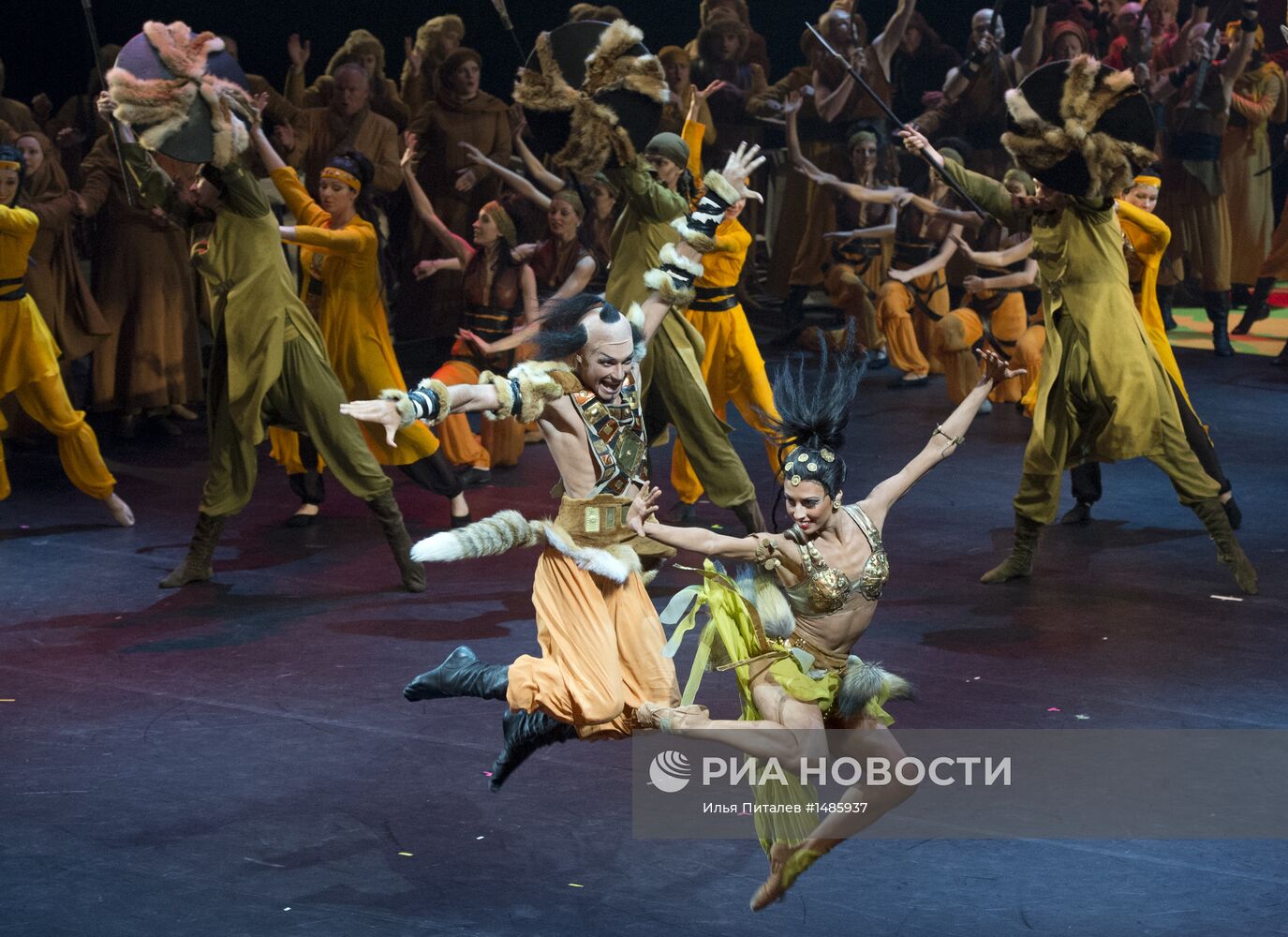 Генеральная репетиция оперы "Князь Игорь"