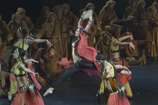 Генеральная репетиция оперы "Князь Игорь"