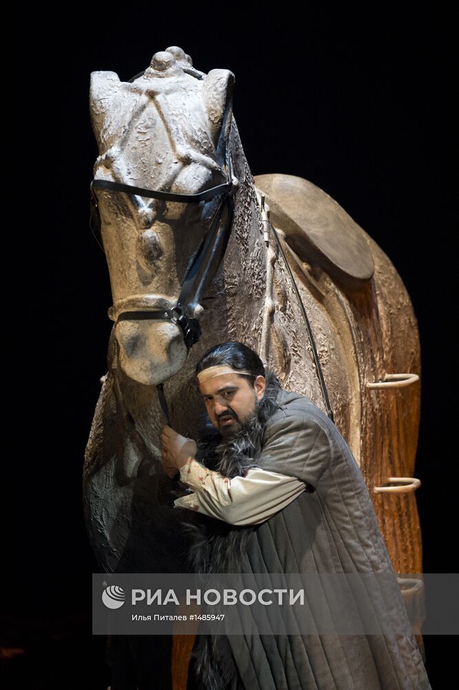 Генеральная репетиция оперы "Князь Игорь"