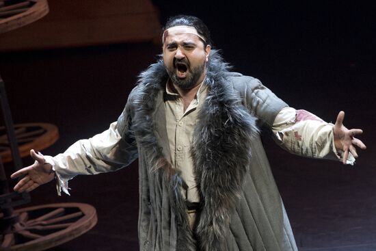 Генеральная репетиция оперы "Князь Игорь"