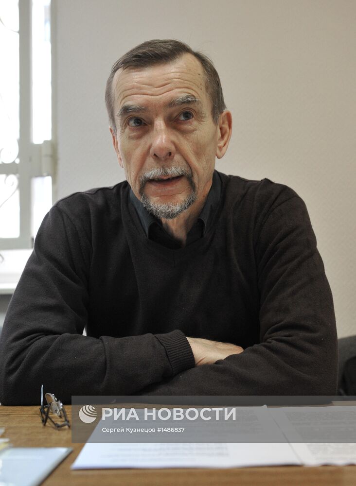 Рассмотрение жалобы правозащитника Л.Пономарева