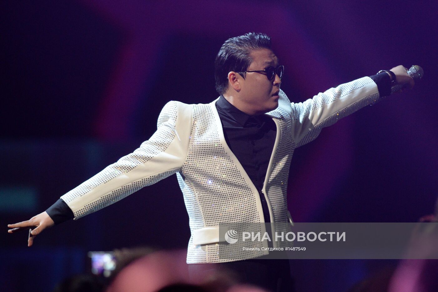 ХI премия в области популярной музыки "МУЗ-ТВ 2013"