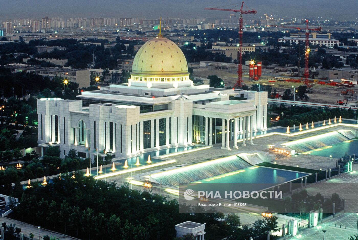 Дворец президента Туркмении