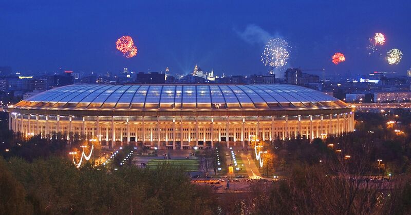 31 июля - в Москве открылся Центральный стадион имени В. И. Ленина в Лужниках