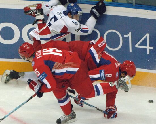 ЧЕМПИОНАТ МИРА ПО ХОККЕЮ