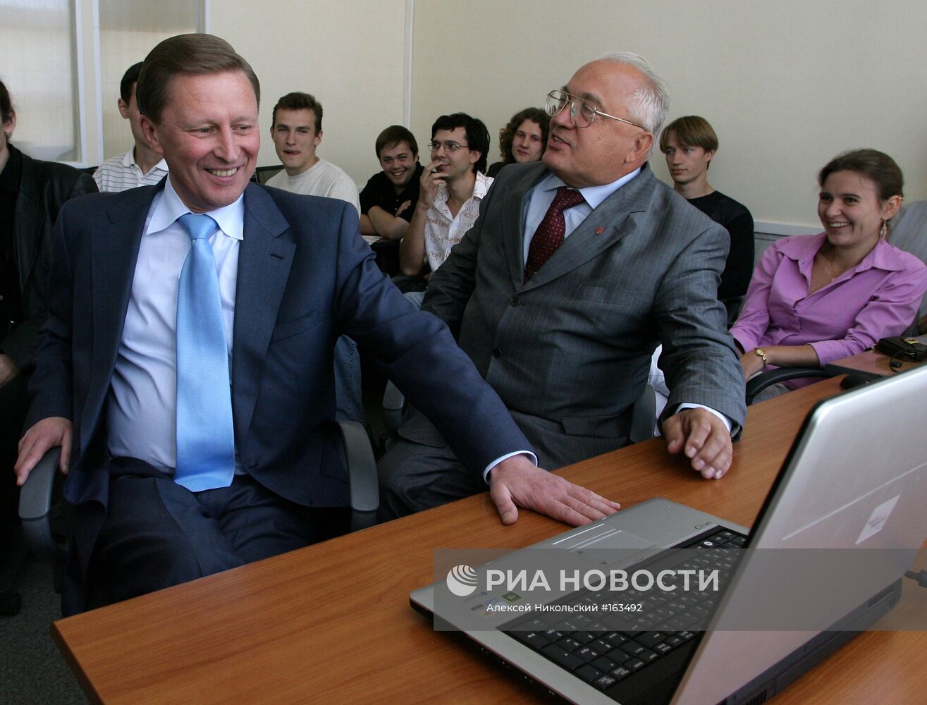 С.ИВАНОВ, В.САДОВНИЧИЙ