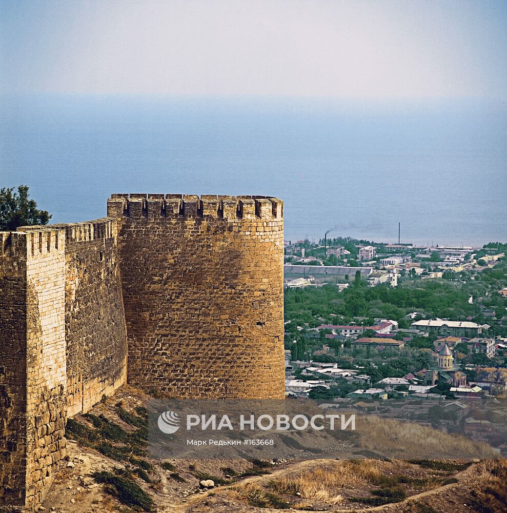 Цитадель "Нарын-Кала"