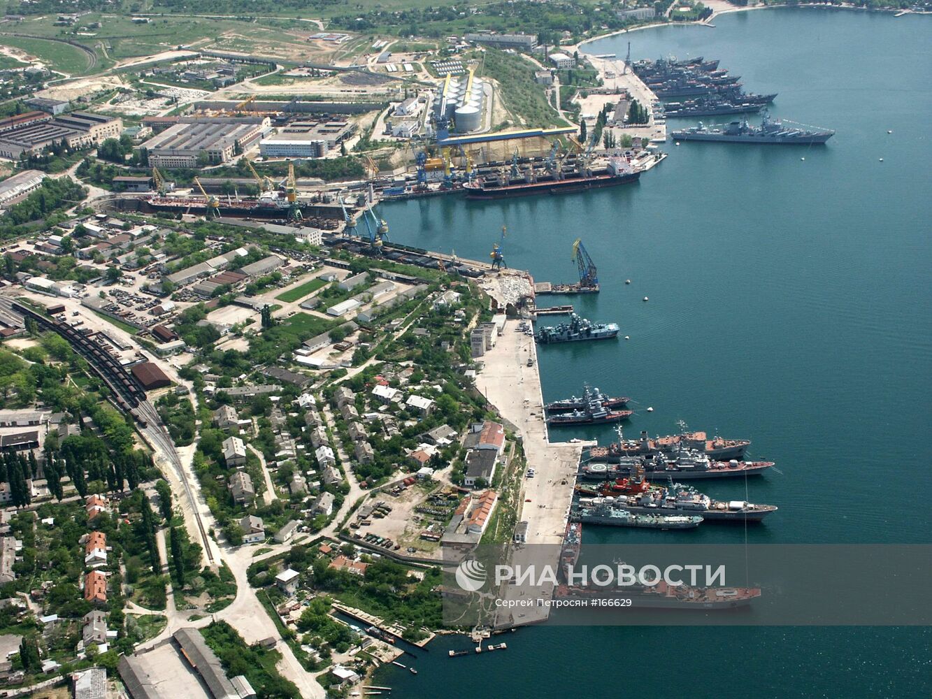 УЧЕНИЯ НА ЧЕРНОМОРСКОМ ПОБЕРЕЖЬЕ
