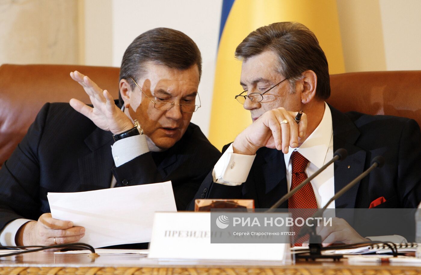 Виктор Янукович и Виктор Ющенко