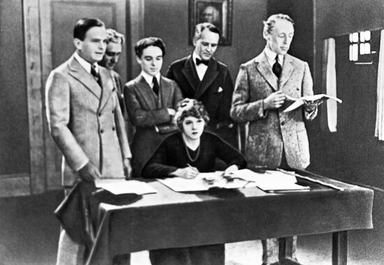 ЧАПЛИН ФЕРБЕНКС ПИКФОРД ГРИФФИТ США 